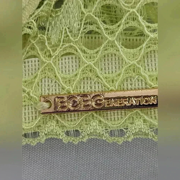 BCBG Shadow Lime Green Light Lift Wired Lace Bra Size 36DD NWT - Picture 5 of 8